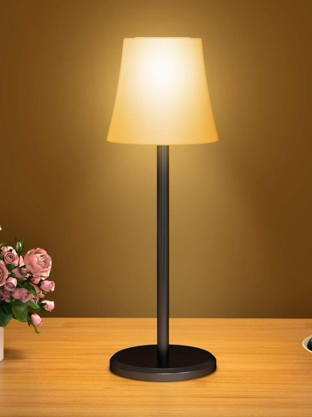 Enhance Your Living Room with 7 Creative Floor Lamp Ideas